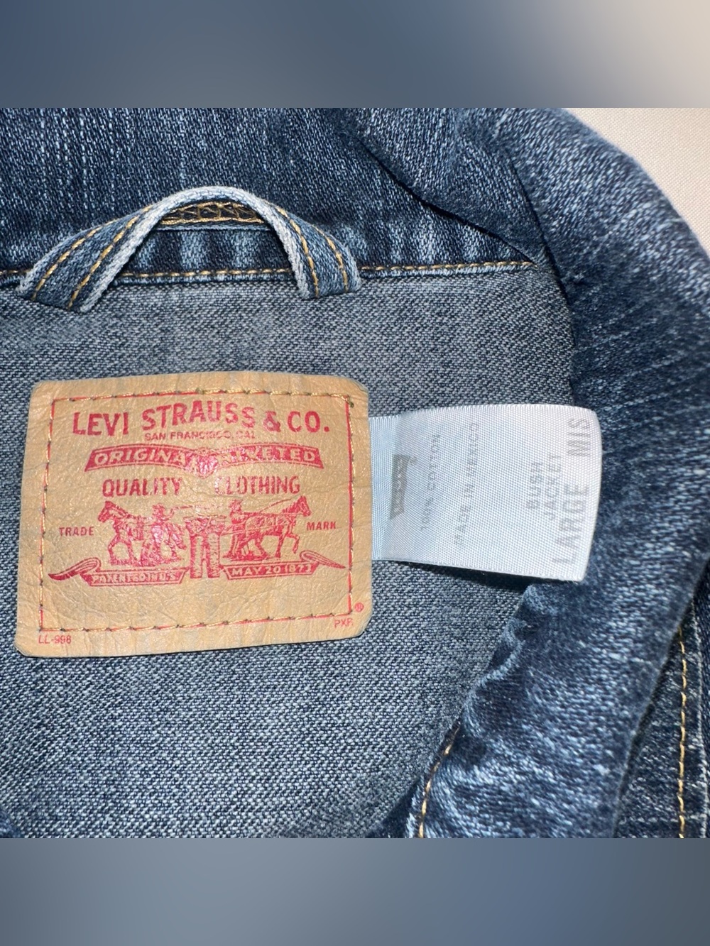 Vintage Y2K Levis Bush Jacket Full Zip Denim Jean Belted Chore Jacket Size Large - Picture 12 of 14
